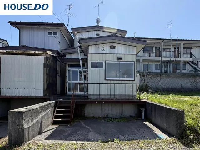 [House Do Hachinohe City Hall Front] 7 minutes on foot to Trial Hachinohe Store! 4DK with all Japanese-style rooms♪