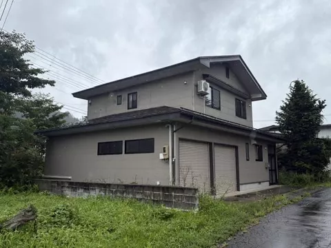 Yonezawa City, Bansei Town, Katako (Yonezawa Station) 2-story 4LDK