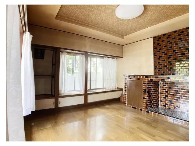 Building area over 96㎡ super large residence ◆ Corner lot in a quiet residential area ◆ Good sunlight ♪ Available for viewing anytime