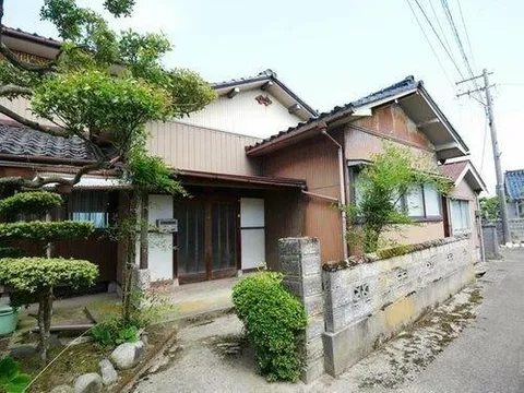 Imizu City, Honjo Nakashina, (Kureha Station) 2-story building, 10K