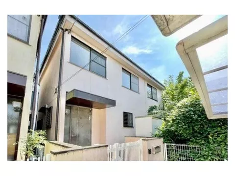 [Renovation completed in August 2025] Currently vacant / 4LDK / Parking for 2 cars available