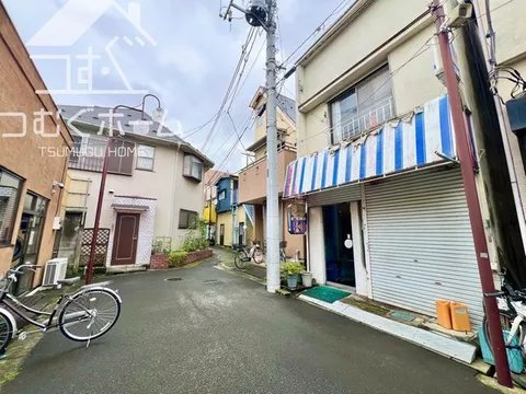 \＼Tsumugu Select／ This is a sale of a residential property with a store located in a shopping street♪