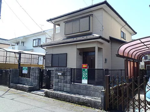 Used single-family home Rose Village Kamogawa Hira 2 renovated delivery