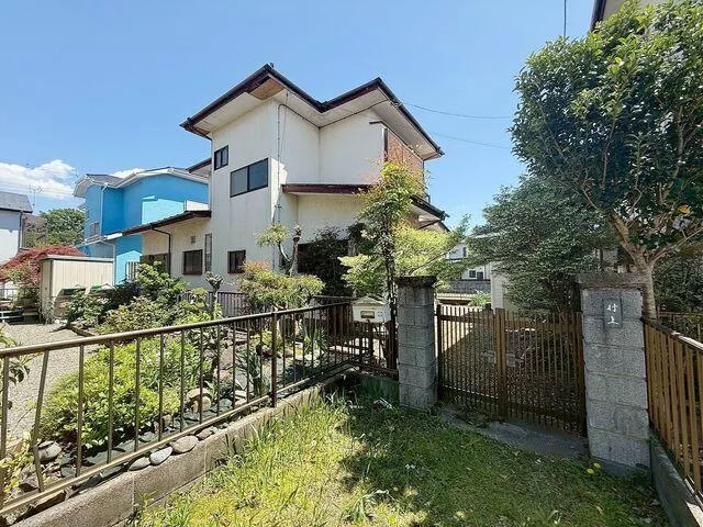 Ikoma, Minamiashigara City (Wadakawahara Station) 2-story building 4K
