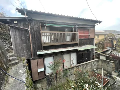 Suo-Oshima Town, Oshima District, Oki Kamuro Island, 2-story building, 6DK