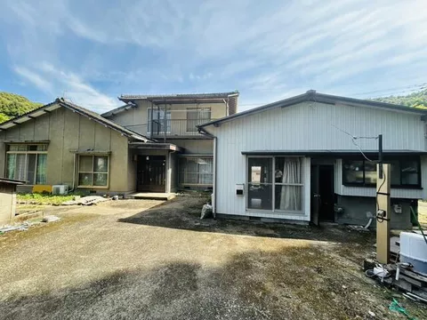 Oita City, Oaza Higashikaminoue (Kozaki Station), 2-story, 9LDK