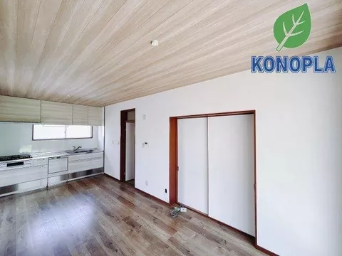 City gas property☆Also reduces utility costs◎■Corner lot residence■With loft■Partially renovated