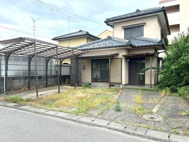 [Open House Held] [Under Renovation] Property undergoing seismic reinforcement work