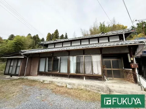 Eda, Shigaraki-cho, Koka-shi, Shiga (Shigaraki Sta.) Single story house, 5SDK

2.8 million yen