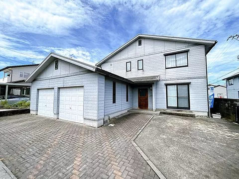Used single-family home in Nakagawa-gun Kamiyamachi Hōshigase Shin