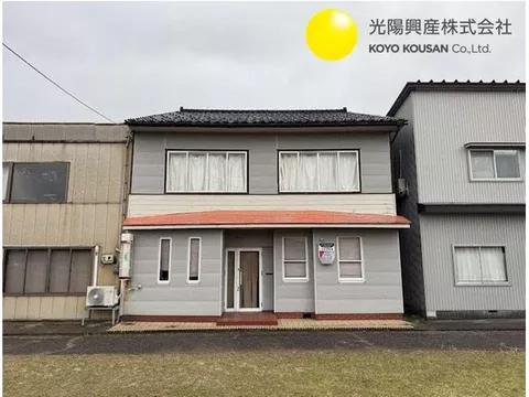 Adjacent to a park ♪ A home that brings peace of mind
