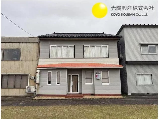 Adjacent to a park ♪ A home that brings peace of mind