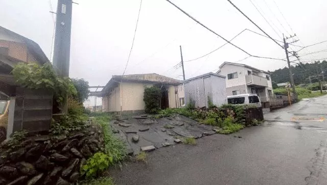 Fujioka City, Oiwa (Fujioka Station) Single-story building 3DK