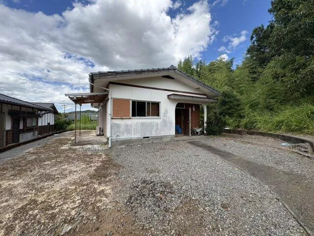 Kamimashiki District, Kosa Town, Oaza Hayakawa (Kengun Town Station) single-story building 3LDK