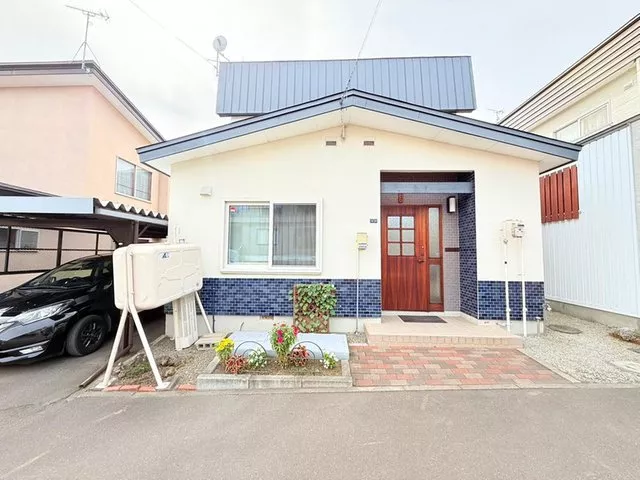 Good sunlight! A home where a calm living environment and comfortable livability harmonize