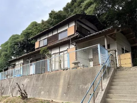 Shimonoseki City, Chofu Miyazaki-cho (Chofu Station) 2-story 6LDK