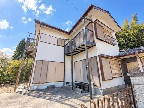 Achieve a 5LDK with a garden for 5.8 million yen! A spacious living of about 65 tsubo♪
