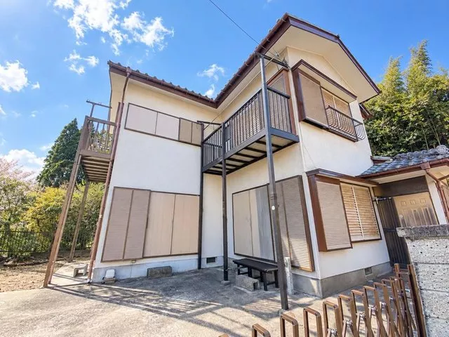 Achieve a 5LDK with a garden for 5.8 million yen! A spacious living of about 65 tsubo♪
