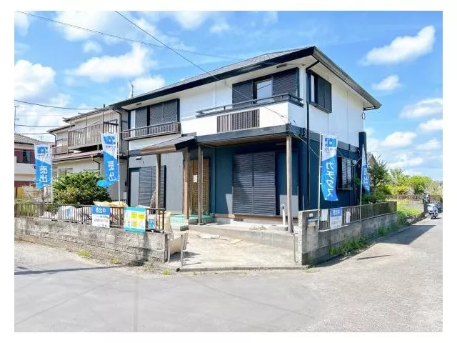 [Viewing event held] [Interior and exterior renovation in progress] Building area 38 tsubo / Spacious 5LDK / Southeast corner lot /
