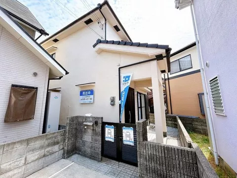 Open house held, renovated, water facilities replaced, 4LDK, parking for 2 cars, face-to-face kitchen