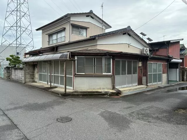 Ube City, Kawazoe 2-chome (Kotoji Station) 2-story 6DK
