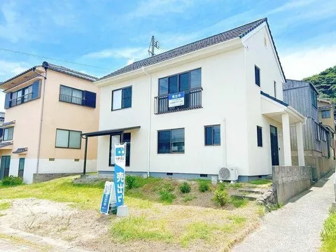 Tohaku-gun Yurihama-cho, Oaza Tomari (Tomari Station) 2-story 5LDK