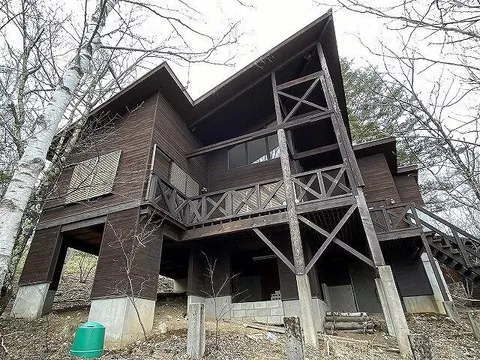Ueda City, Takeishi Ozawane (Tanaka Station) 1 floor above ground and 1 basement 2LDK