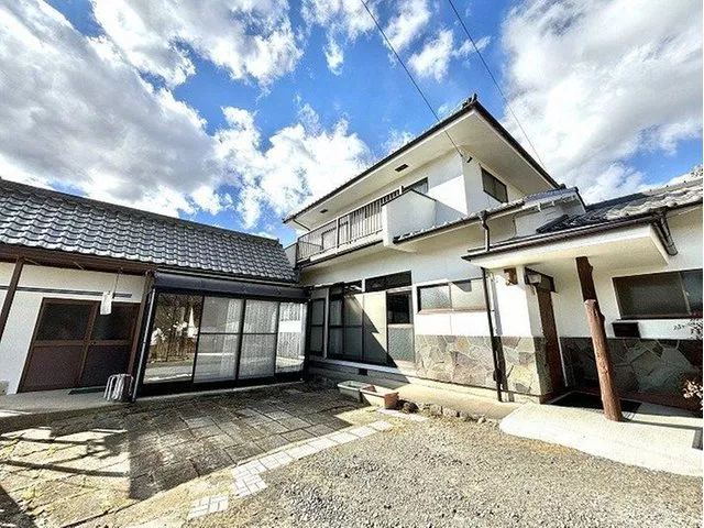 Oaza Ashida 9.8 million yen
