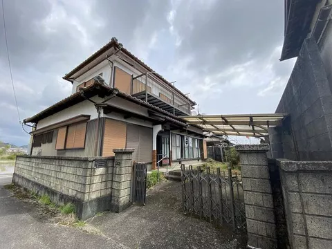 Kochi City, Haruno-cho Hirooka-naka 2-story 8DK