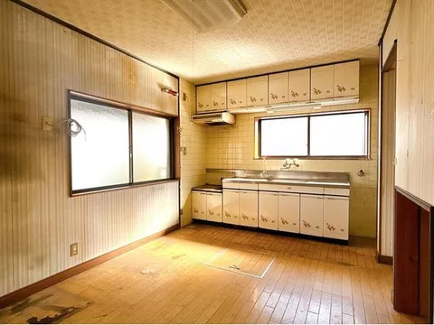 [Open House] Approximately 350m to Tarui Station / Approximately 350m to the supermarket / - Image 3
