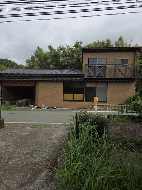 Minami-Aso Village, Aso District, Kawaharu (Aso Shimoda Castle Station) 2-story 2K