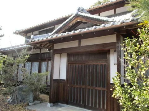 Bizen City, Sayama (Isari Station) 2-story 5SDK