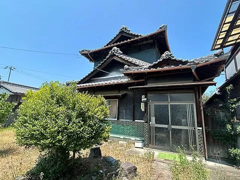 Used single-family home in Mitoyo City, Nio Town, Nio