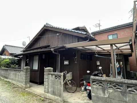 2-chome, Wakamizu-cho, Niihama-shi, Saitama (Niihama Station) 2F 4DK

3,300,000 yen