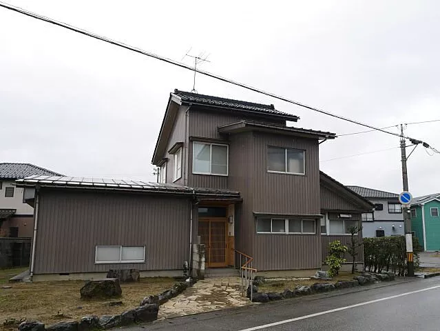 Used single-family home, Ainokaze Toyama Railway, Mizuhashi Station, 8 minutes on foot