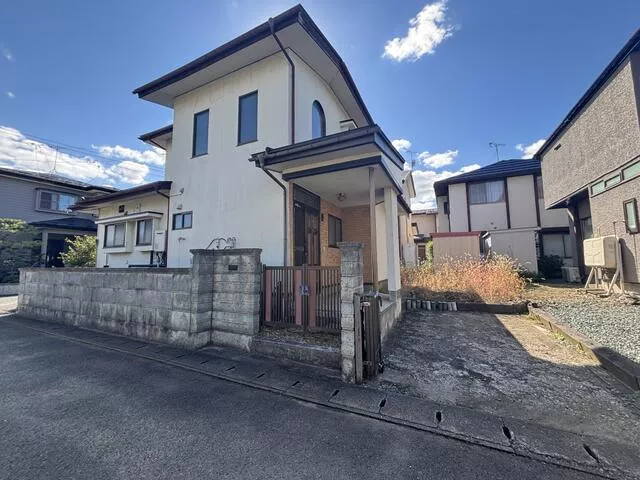 Shiwa County Yahaba Town Oaza Takada 11th District (Yahaba Station) 2-story 3LDK