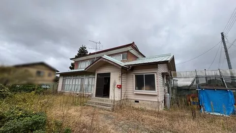 Aizuwakamatsu City Kawauchi Town Hatta Aza Higashiminowa Kan (Hirota Station) 2-story building 7DK