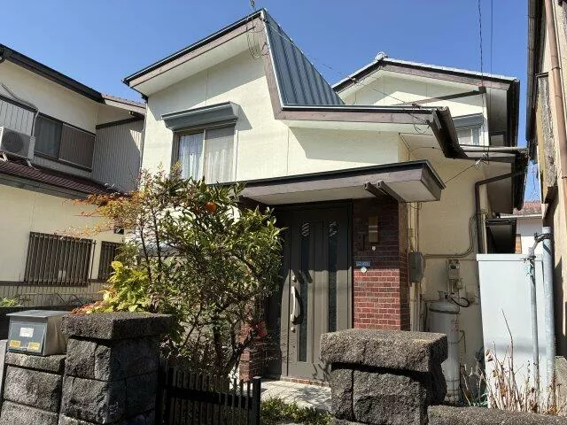 3-chome, Seto Higashimachi, Kochi City (Sanbashi-dori 5-chome Station) 2-story 4DK