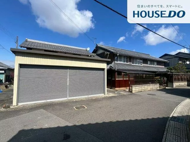 Hino Town, Gamō District, Oaza Node (Sakuragawa Station) 2-story building 11DK
