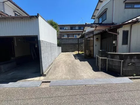 Within walking distance to Kobari Station! Parking for 2 cars possible! Partial renovation completed in July of the 8th year of Reiwa! - Image 3