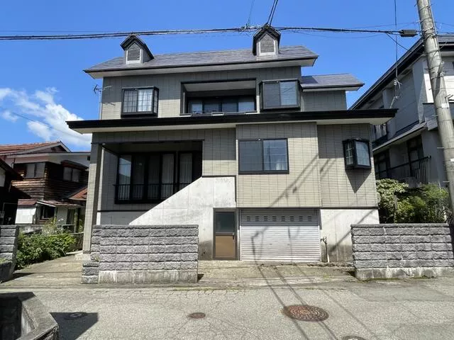 Shinjo City, Teppo Town (Shinjo Station), 3-story, 7LDK