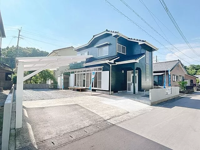 Used single-family home in Miyakonojo City, Tsukishima Town