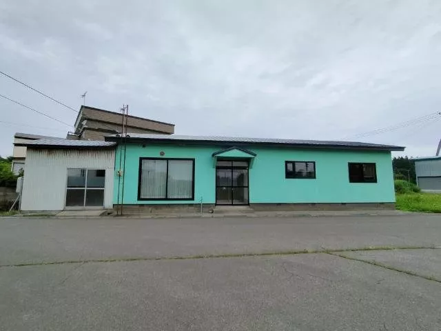 Oaza Nakazato, Hirayama (Tsugaru Nakazato Station) 500,000 yen