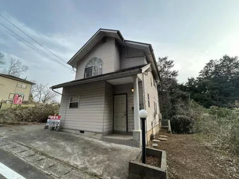 Nodajiri, Uenohara-shi, Kanagawa (Yomotsu station) 2F 4LDK

4.98 million yen