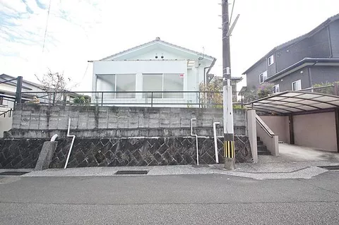 Used single-family home in Sakuragaoka Town, Miyazaki City
