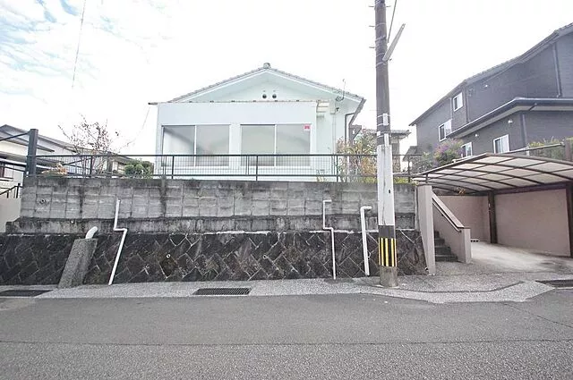 Used single-family home in Sakuragaoka Town, Miyazaki City