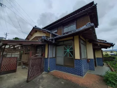 6SDK, 2-story building, Harabun-cho, Sasebo City (Hidarishi Station)