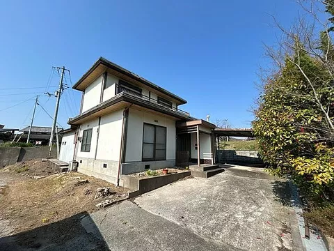 Used single-family home in Mitoyo City, Toyonaka Town, Kamitakano