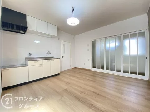 ■Renovated in 2024 ■Parking for 2 cars / Walk-in closet