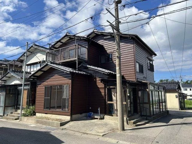 Mikawa Kawanamicho (Mikawa Station) 13.9 million yen